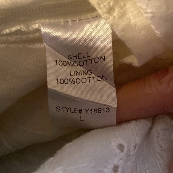 DO+BE Eyelet Skirt - Picture 5 of 6